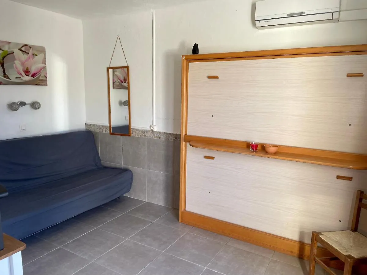 Studio Les Pieds Dans L'Eau Apartment Hyeres